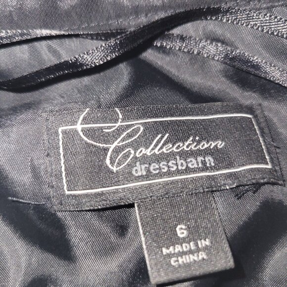 Classy Black V-Neck Ruffled Cocktail Dress - Size 6 - Picture 10 of 11